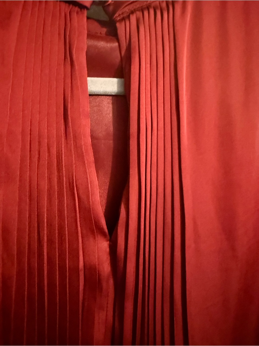 Zara Basic Sleeveless Mock 3 Button Closure Neck Midi Pleated Dress in Deep Red - Picture 8 of 12